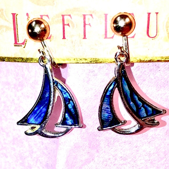 VTG 70s Blue Paua Abalone Shell Inlay Stylized Sailboats Dangle Clip On Earrings - Picture 3 of 7